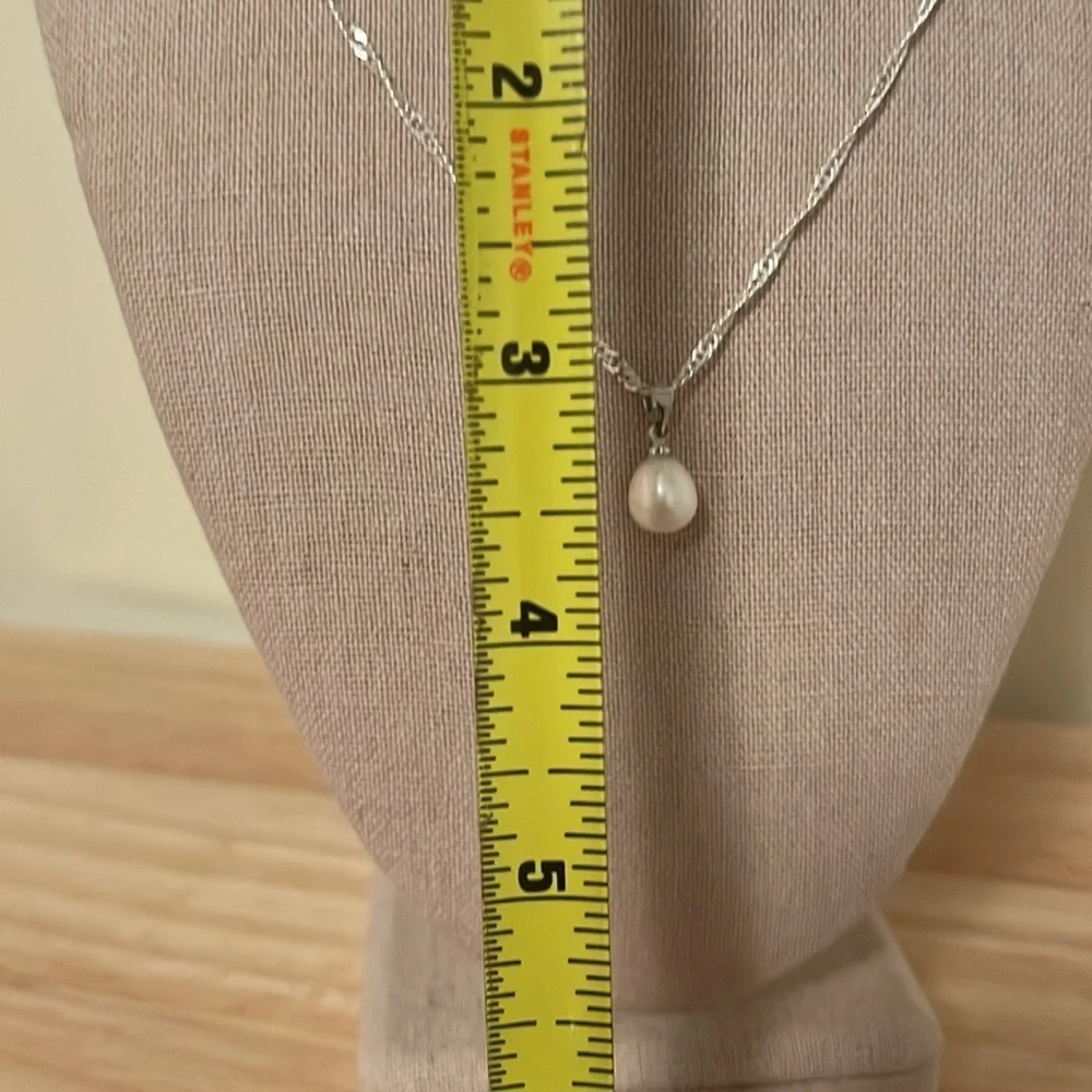 925 SILVER OVERLAY DAINTY FRESHWATER PEARL PENDANT WITH CHAIN